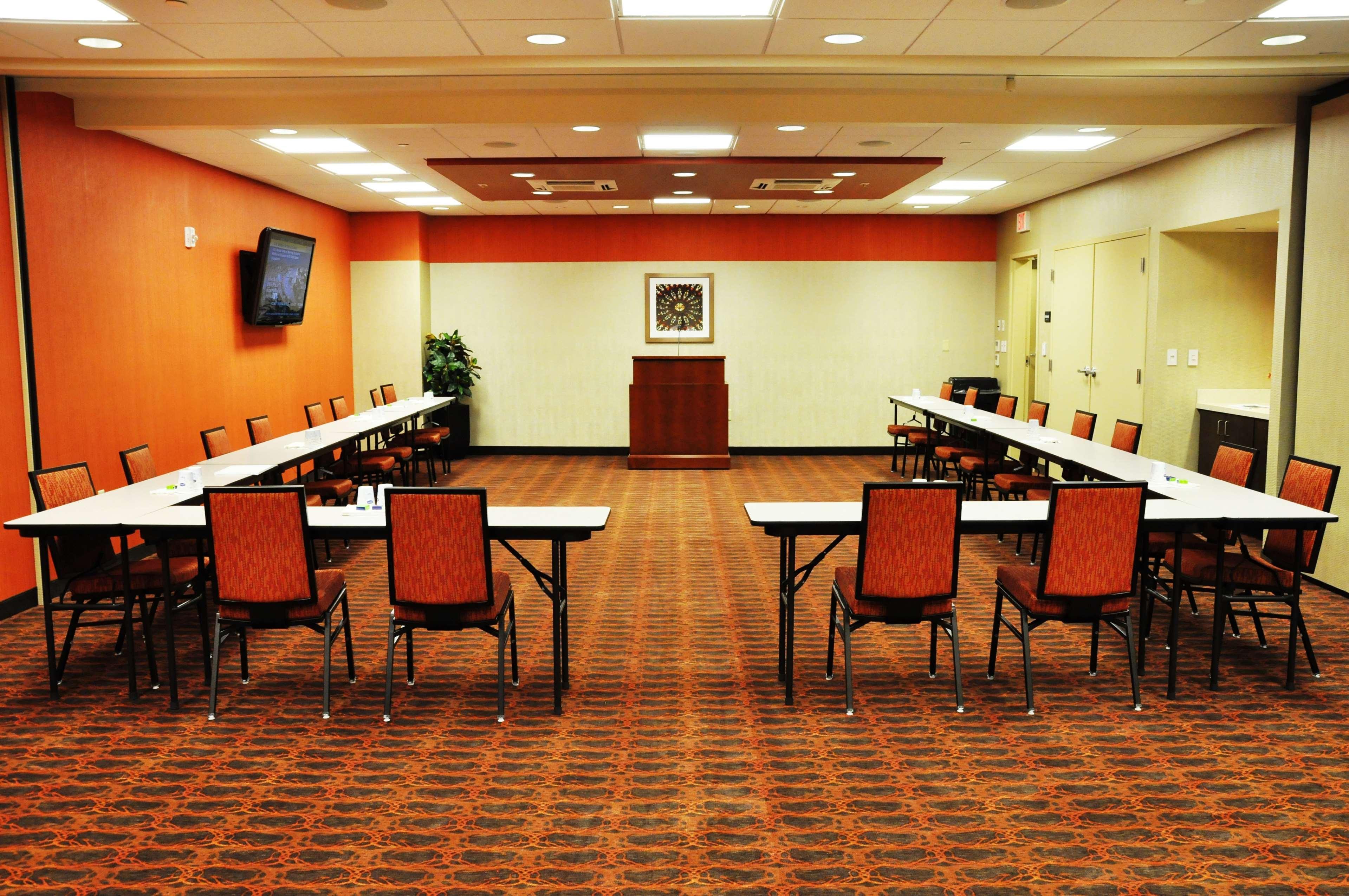 Hampton Inn & Suites Cincinnati / Uptown - University Area Facilidades foto